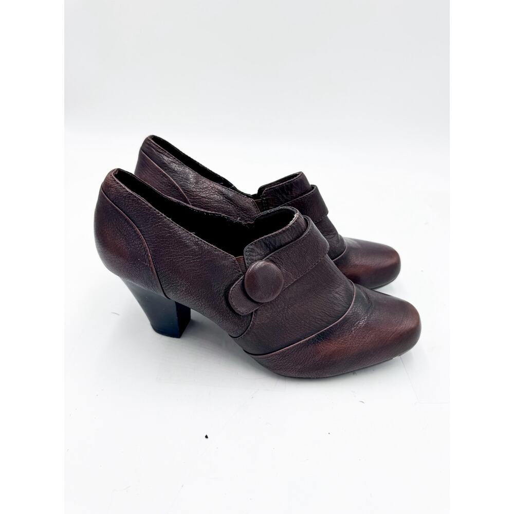 Clarks Ruby Glam Heeled Ankle Booties Size 11 - image 8